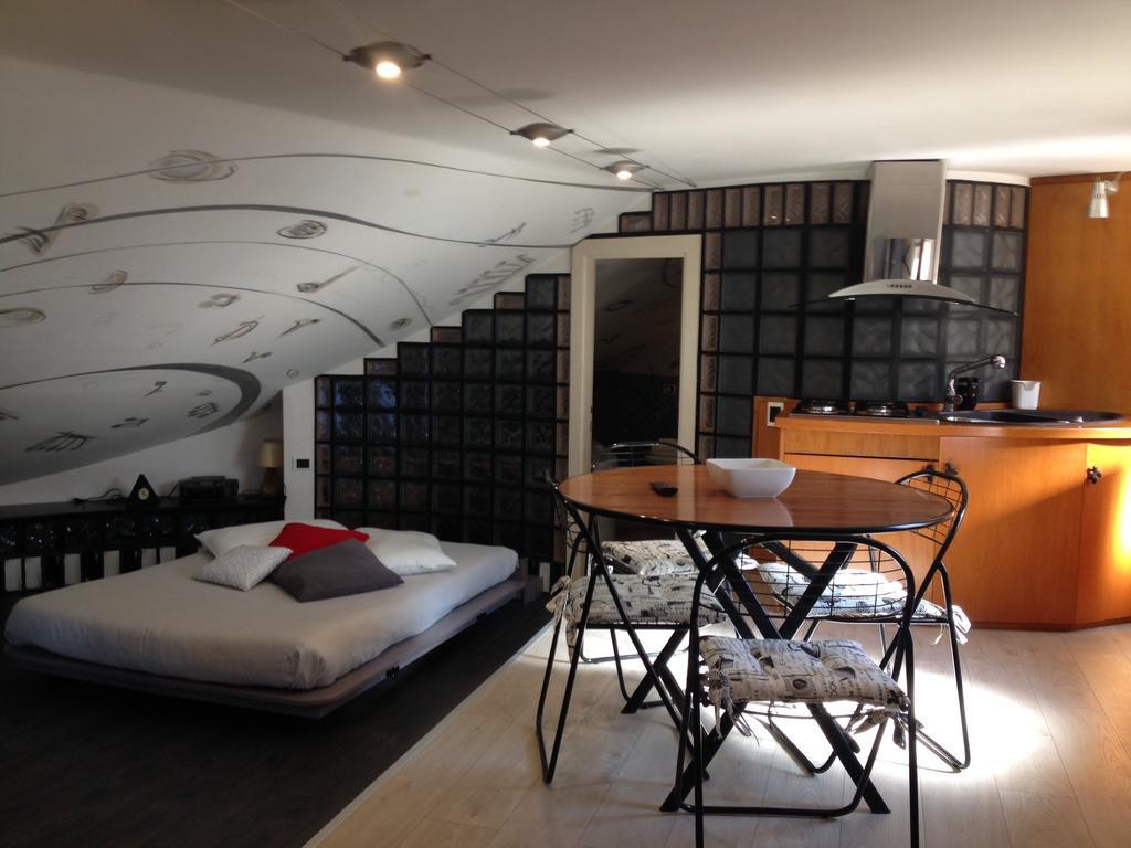 Jazz Style Home Rome Room photo